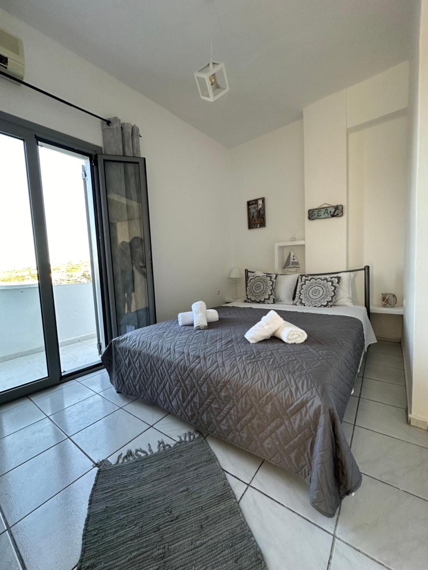 Nicole Rooms Santorini Vóthon Buitenkant foto